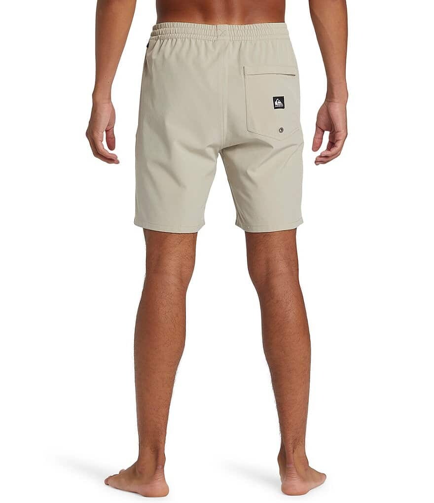 

Quiksilver Taxer Amphibian 18Шорты для доски с внешним швом, бежевый