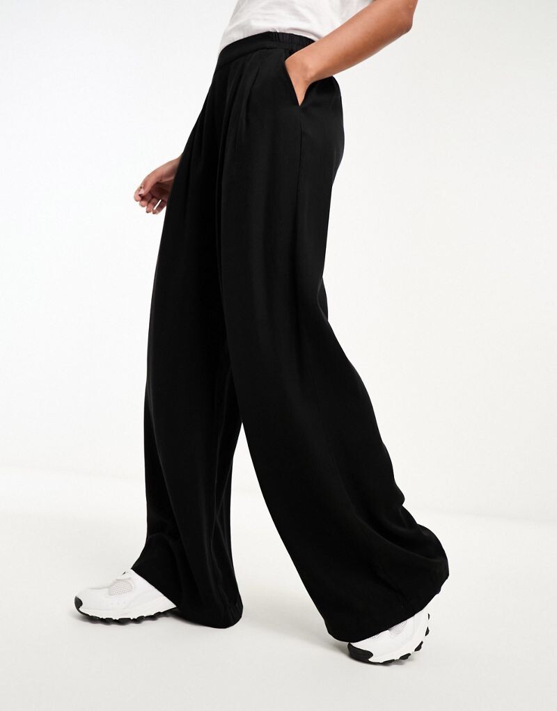 

ASOS DESIGN - Черные широкие брюки с плоской передней частью