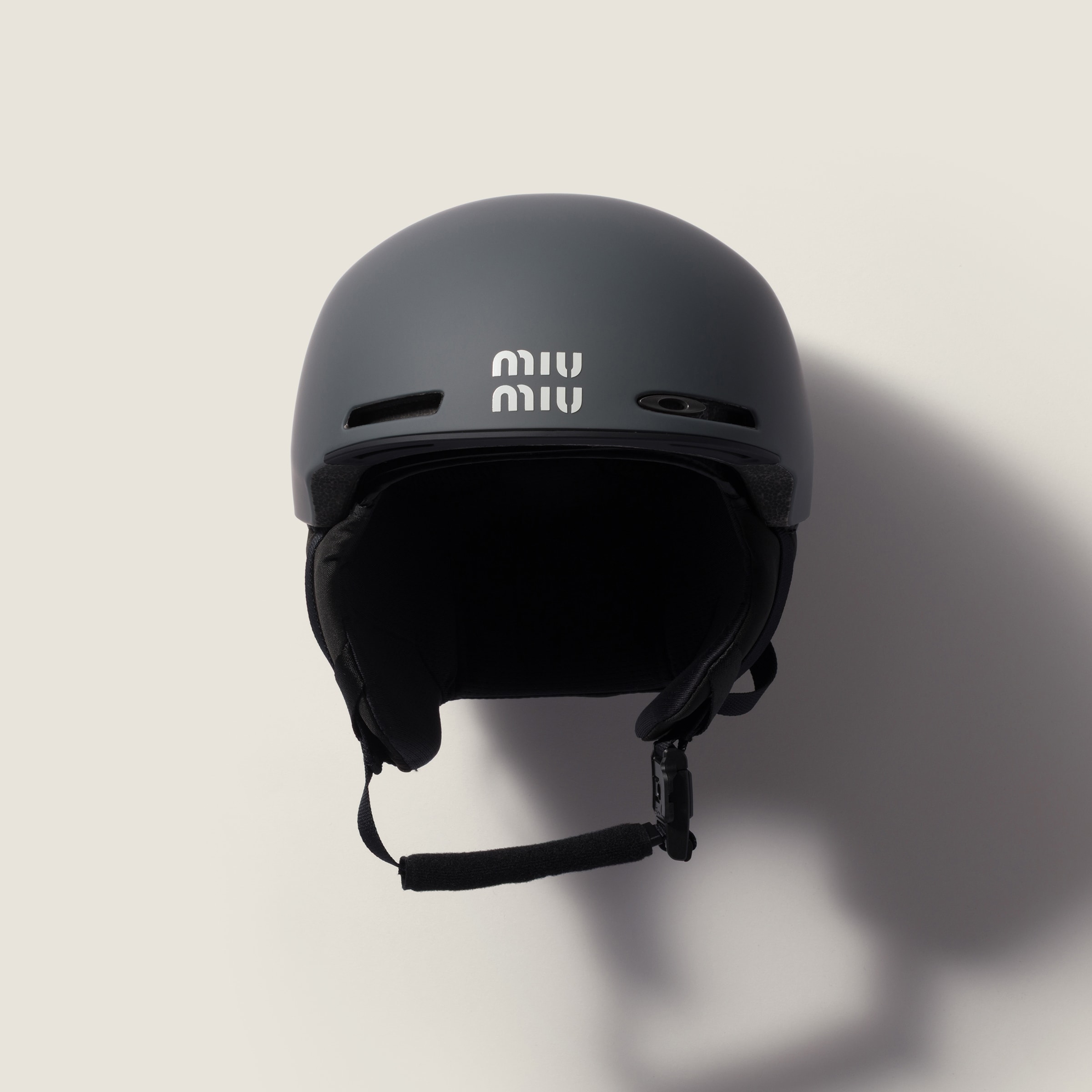 

Шлем miu miu by oakley MIU MIU, серый