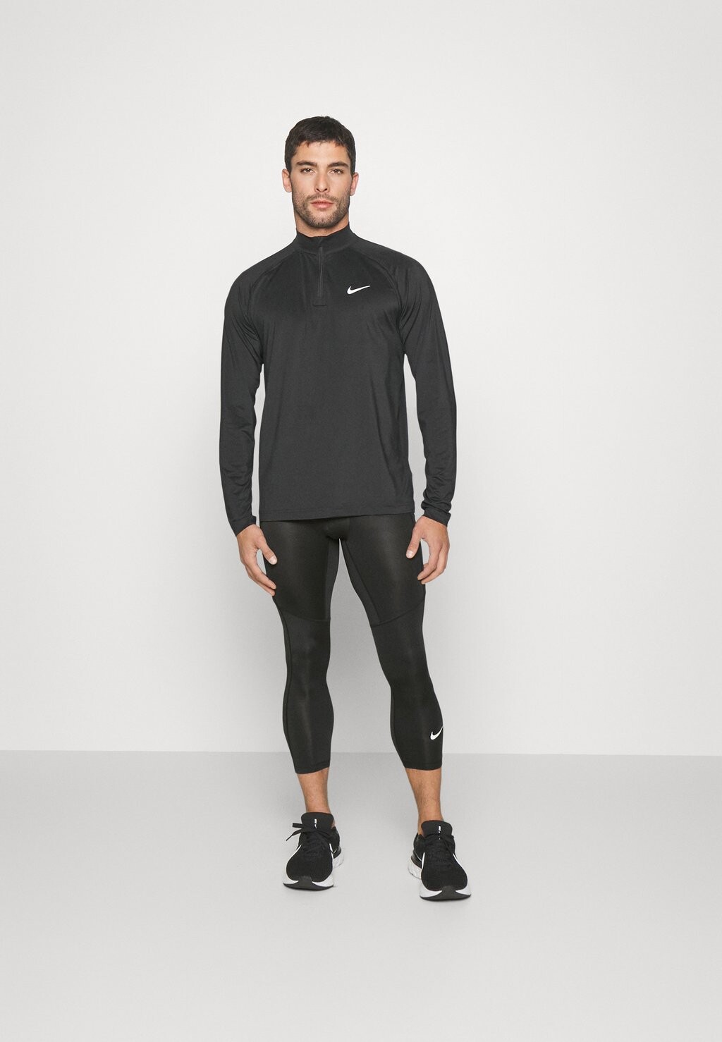 Спортивные брюки длиной три четверти Nike, черный/белый — фото 4