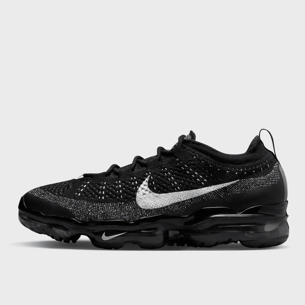 

Кроссовки Nike Air VaporMax 2023 FK, черный