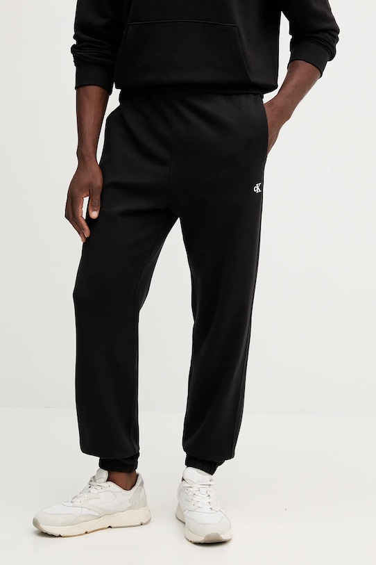 

Хлопковые спортивные штаны Calvin Klein Jeans, черный