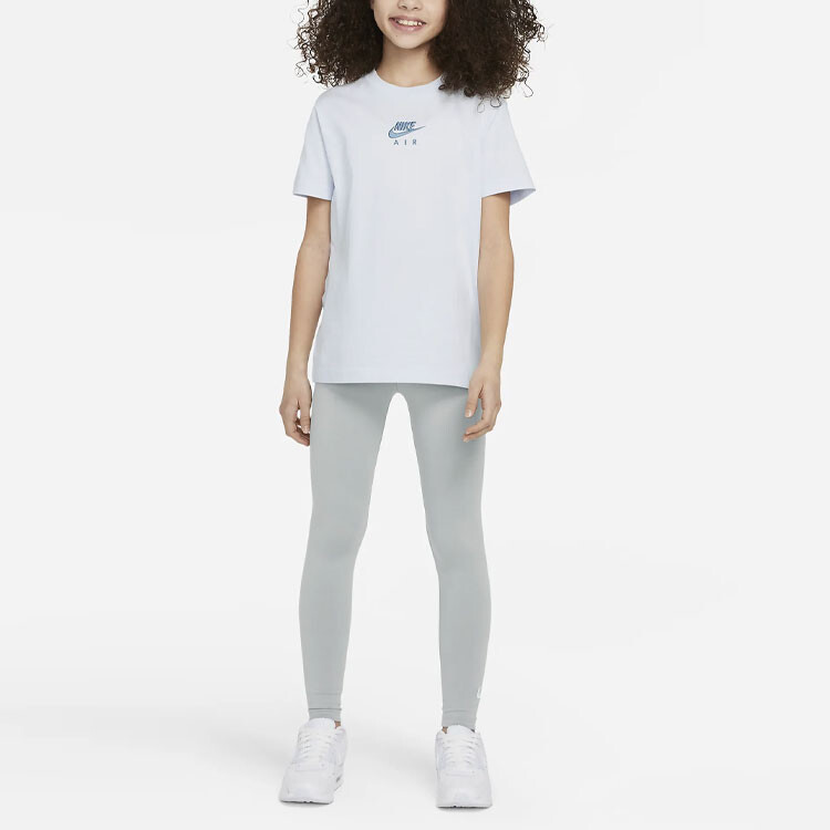 

Детская футболка Nike, серый