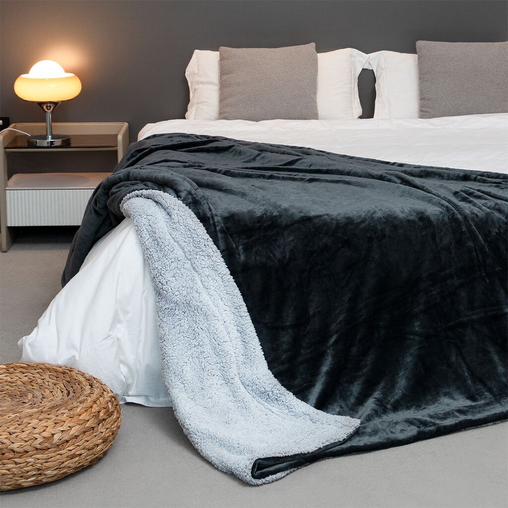 

Пушистый плед Sherpa, плед Skandi двусторонний, плед Skandi 150х200см Paco Home, серый