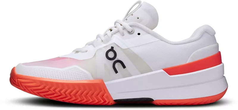 Женские теннисные кроссовки THE ROGER Pro 2 On, цвет White/Flame — фото 2