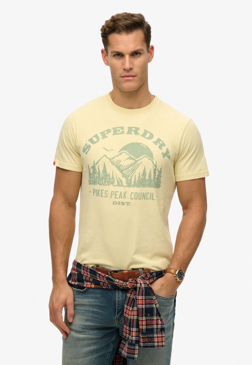 

Футболка с принтом LO-FI OUTDOOR MONO RELAXED Superdry, желтый