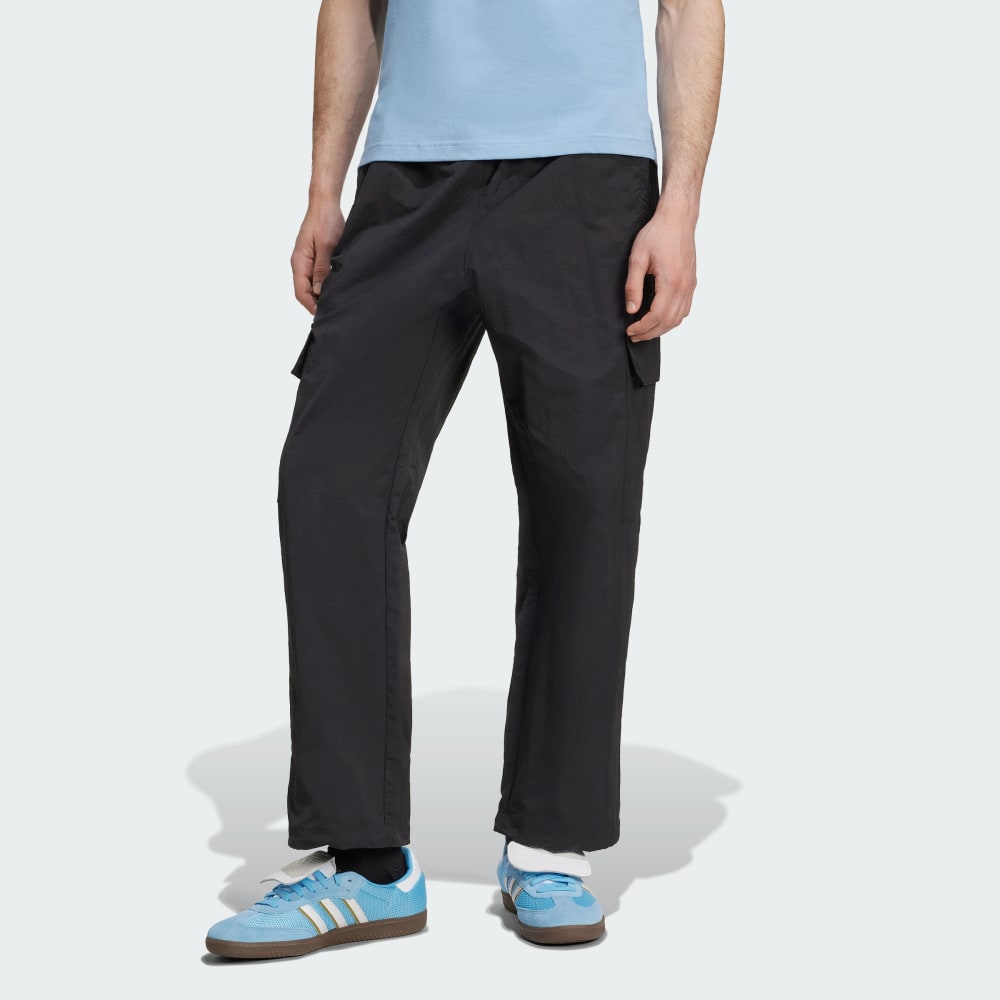 

Спортивные брюки Adidas Adicolor Classics 3-Stripes Cargo Pants, цвет Black/Black