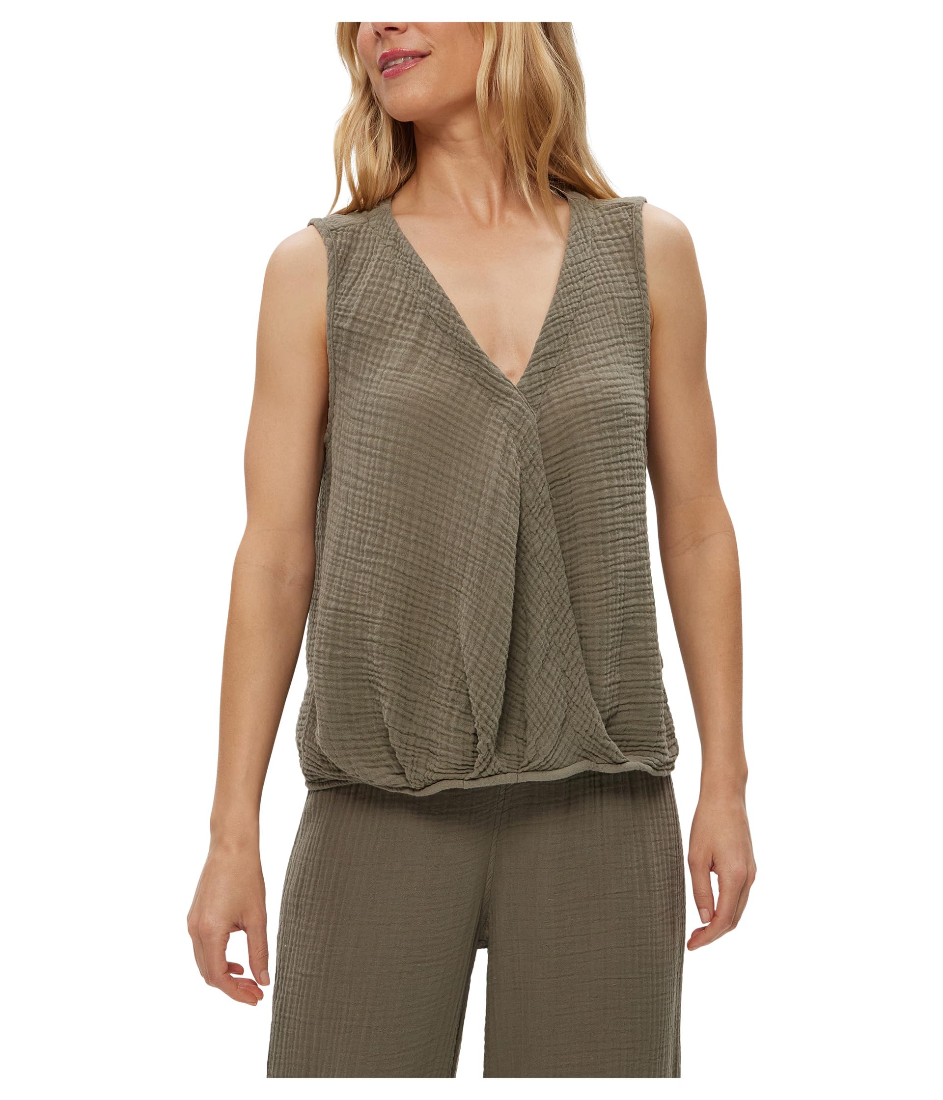 

Топ Michael Stars Kate Surplice Tank, оливковый