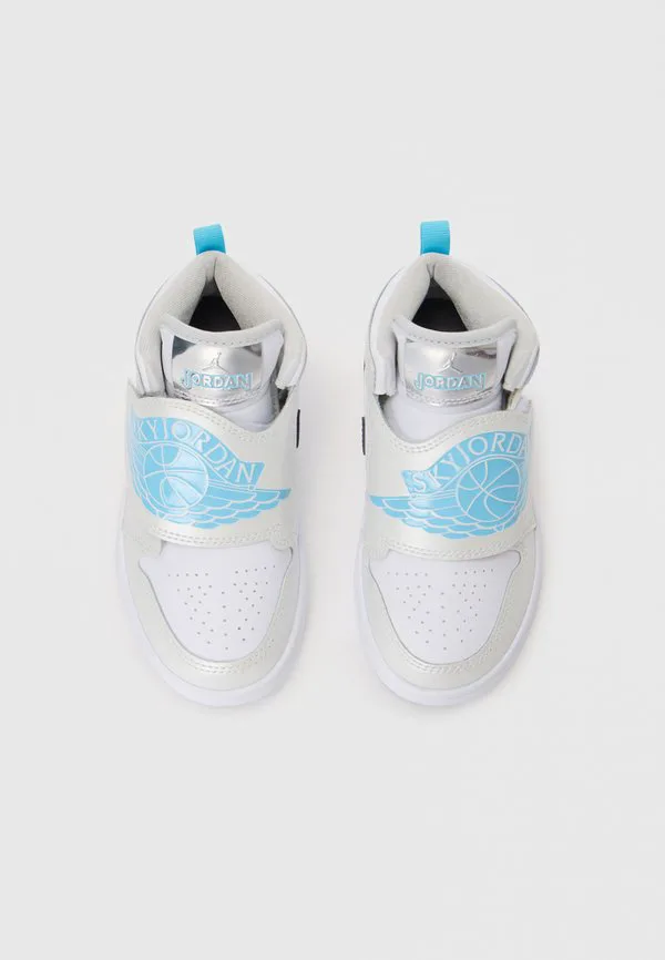 Кроссовки sky jordan hightop Jordan, Photon Dust/Blue Chill/Flat Pewter/Black/White — фото 4