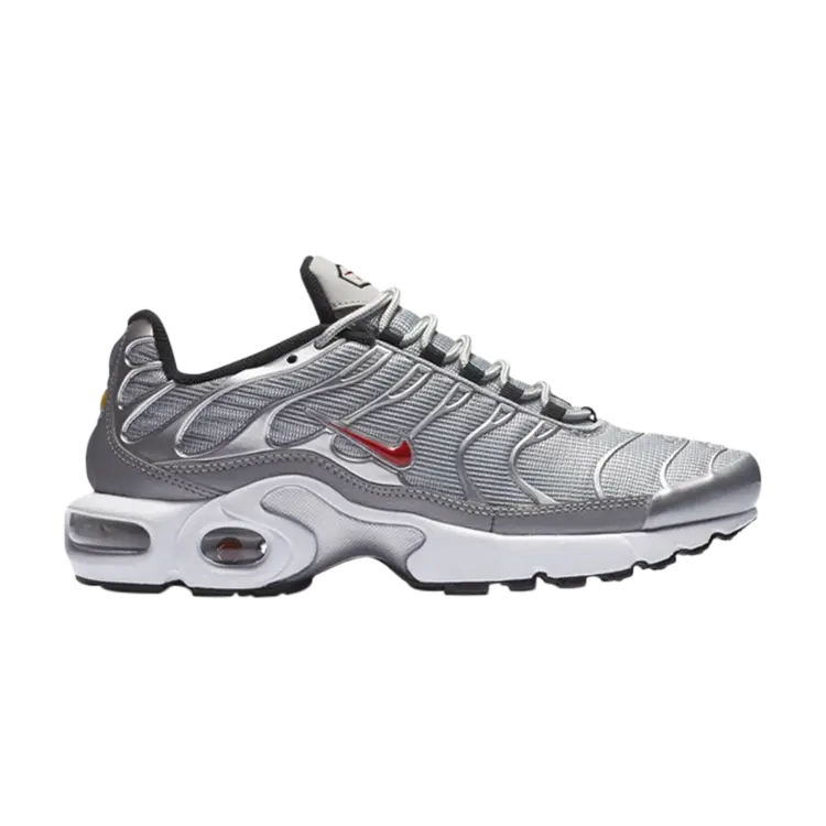 

Кроссовки Nike Air Max Plus QS GS 'Silver Bullet', серебряный