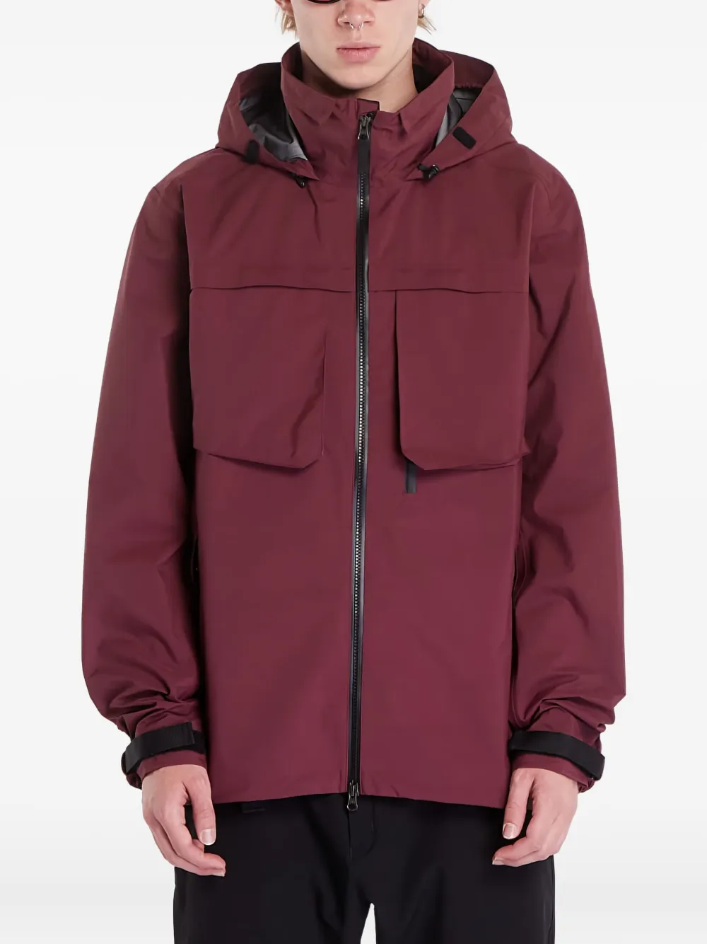 

Куртка с клапанами на карманах Poutnik By Tilak, красный