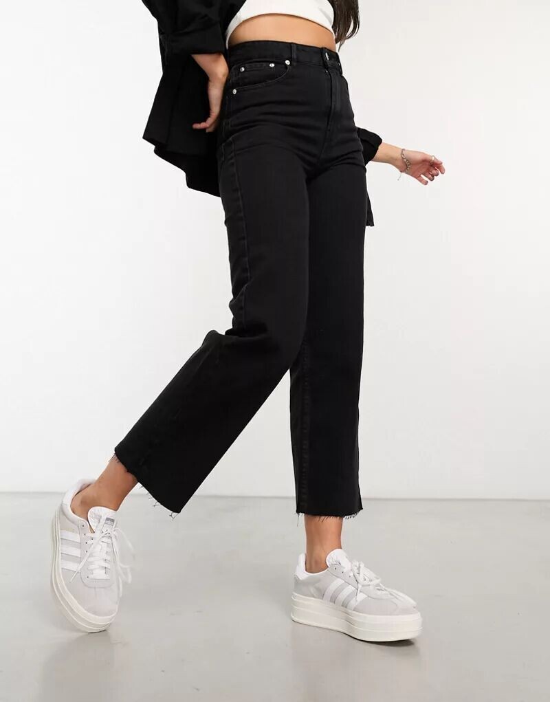 

Черные укороченные джинсы прямого кроя ASOS Easy