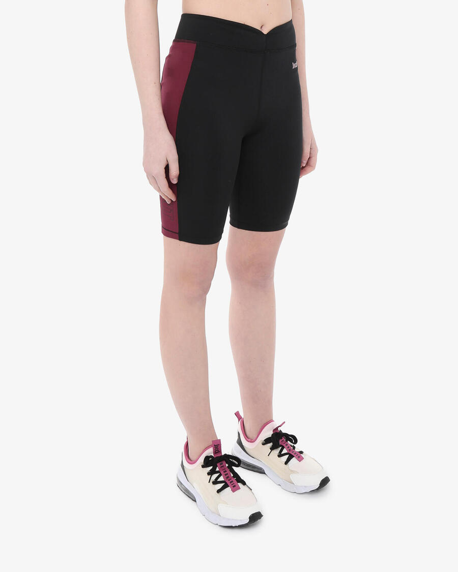 

JAKED Черные синтетические фитнес-шорты для женщин