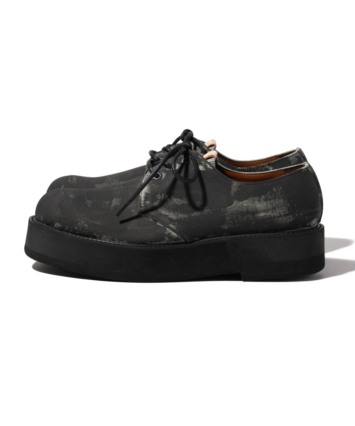 Унисекс туфли Aged Three Hole Shoes glamb чёрные — фото 3