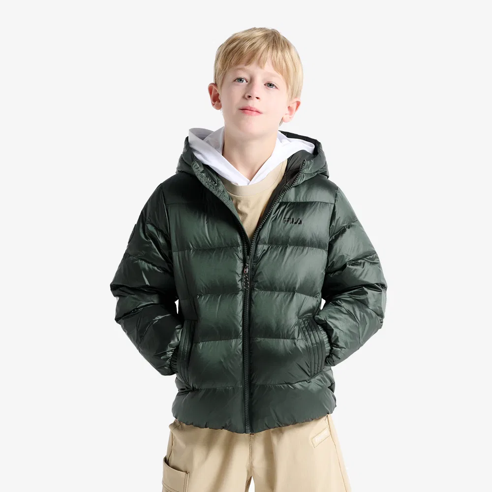 Детский лёгкий гусиный пуховик с капюшоном цвета хаки от Fila Kids