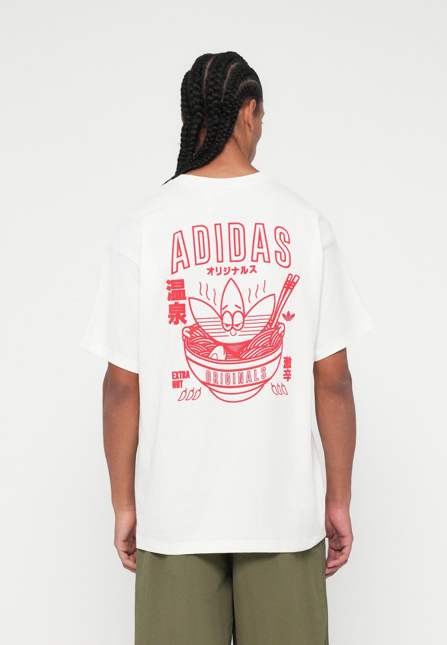 Футболка Adidas Originals RAMEN TREFFY UNISEX, Off White/Off-White — фото 2