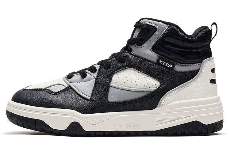 

Кроссовки XTEP Skateboarding Shoes Women's High-top Black/sail White/plain Gray, черный/белый