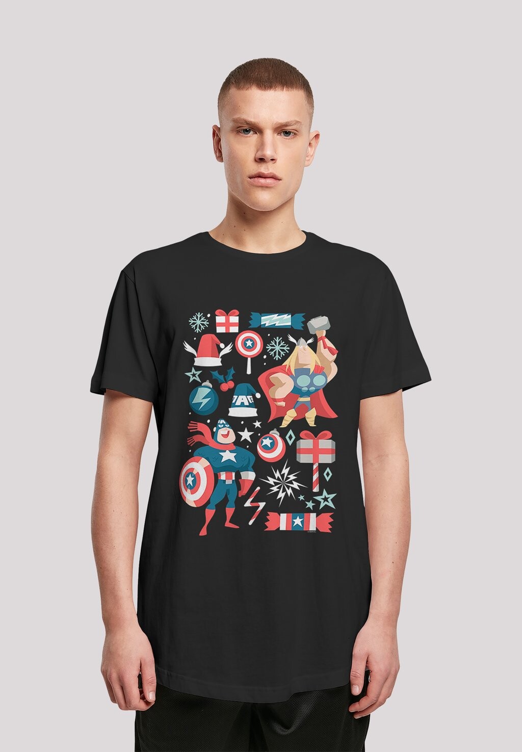 

Футболка с принтом MARVEL THOR AND CAPTAIN AMERICA WEIHNACHTEN PREMIUM SUPERHELDE F4NT4STIC, черный