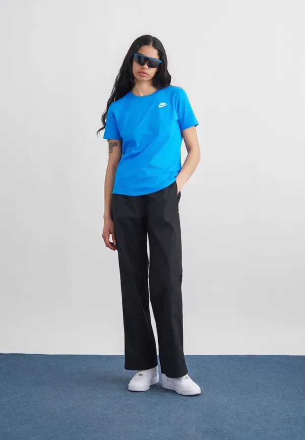 Футболка базовая Club tee Nike Sportswear, синий/белый — фото 2