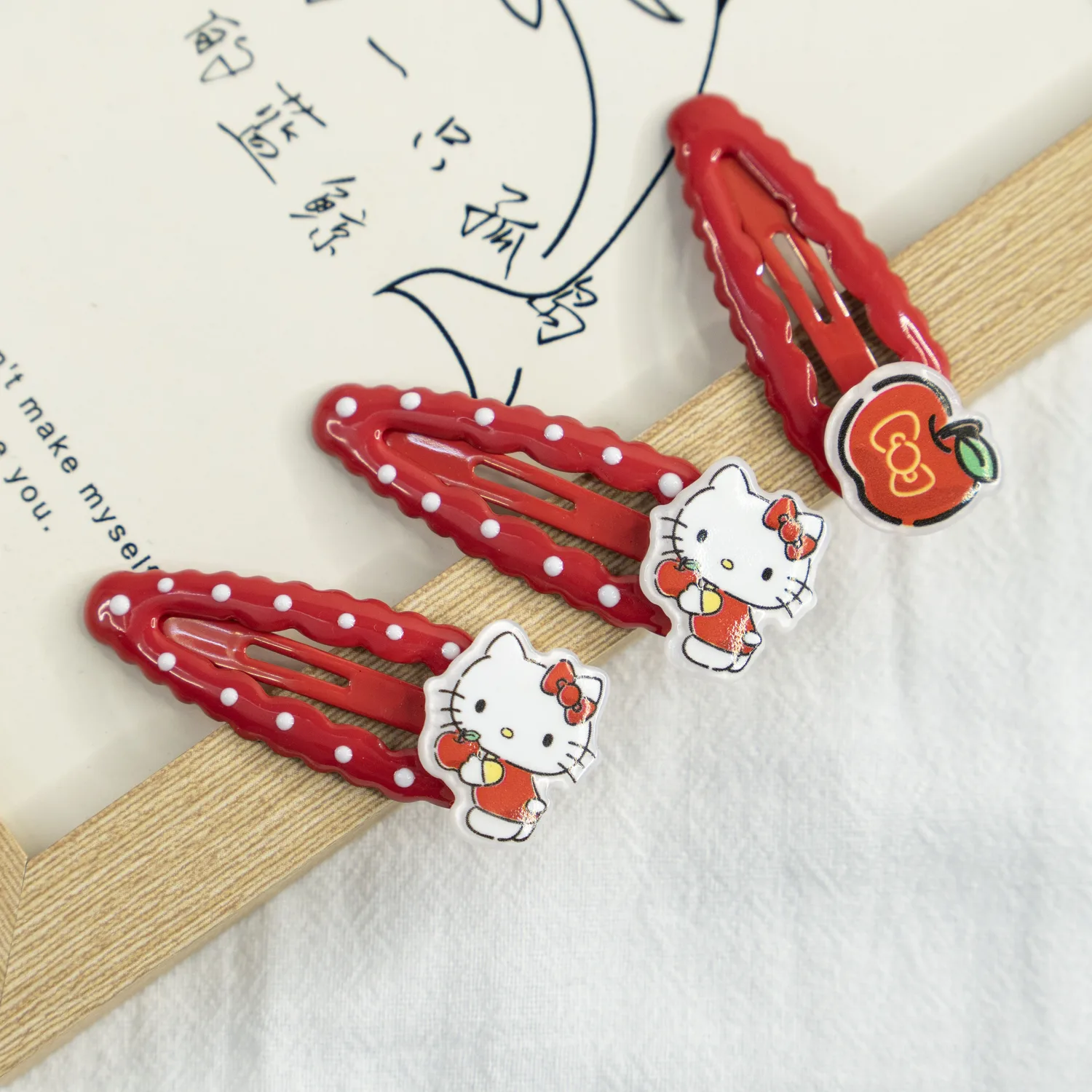 Акриловая заколка для волос Hello Kitty Sanrio, Stars Hello Kitty Hair Clip — фото 3