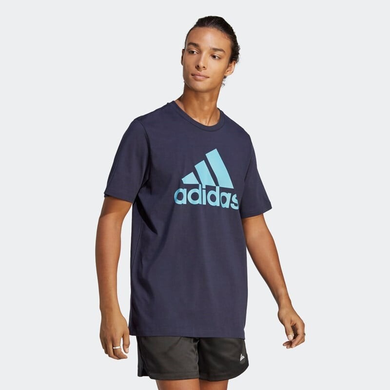 

Мужская футболка Essentials из одинарного джерси с большим логотипом Adidas, синий