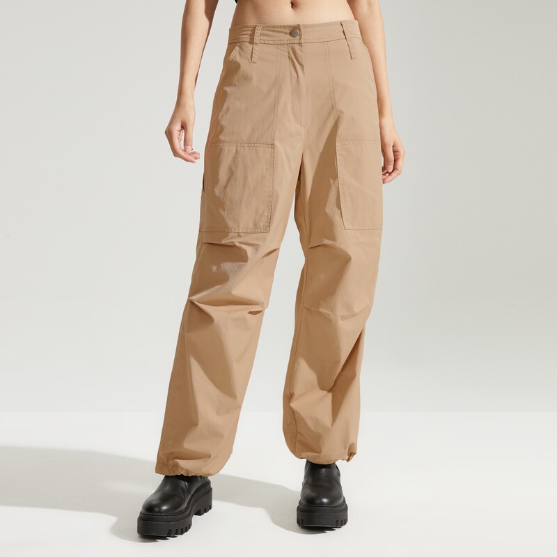 

Брюки широкие женские Calvin Klein Jeans с карманами, хаки