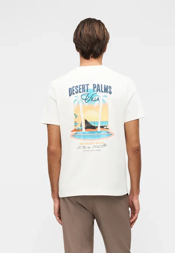 Футболка Tommy Hilfiger Summer Back Graphic Regular Tee Print, цвет светло-бежевый