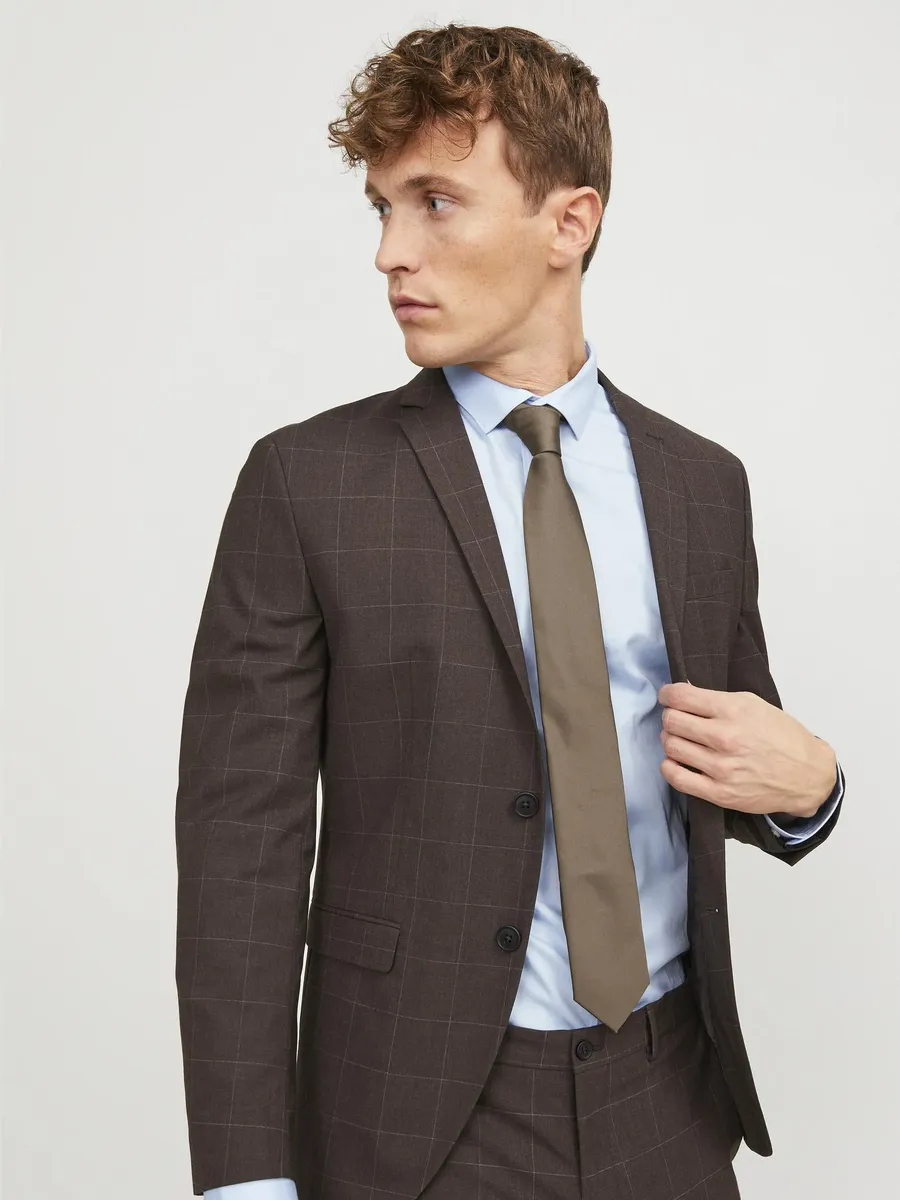 

Галстук Jack & Jones "JACSOLID TIE NOOS", цвет Bungee Cord