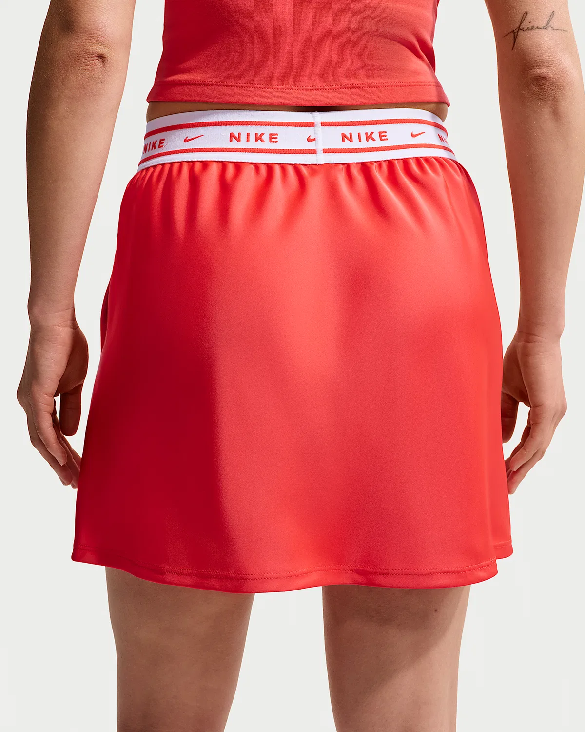 Женская атласная юбка Nike Sportswear, Light Crimson/Sail — фото 3