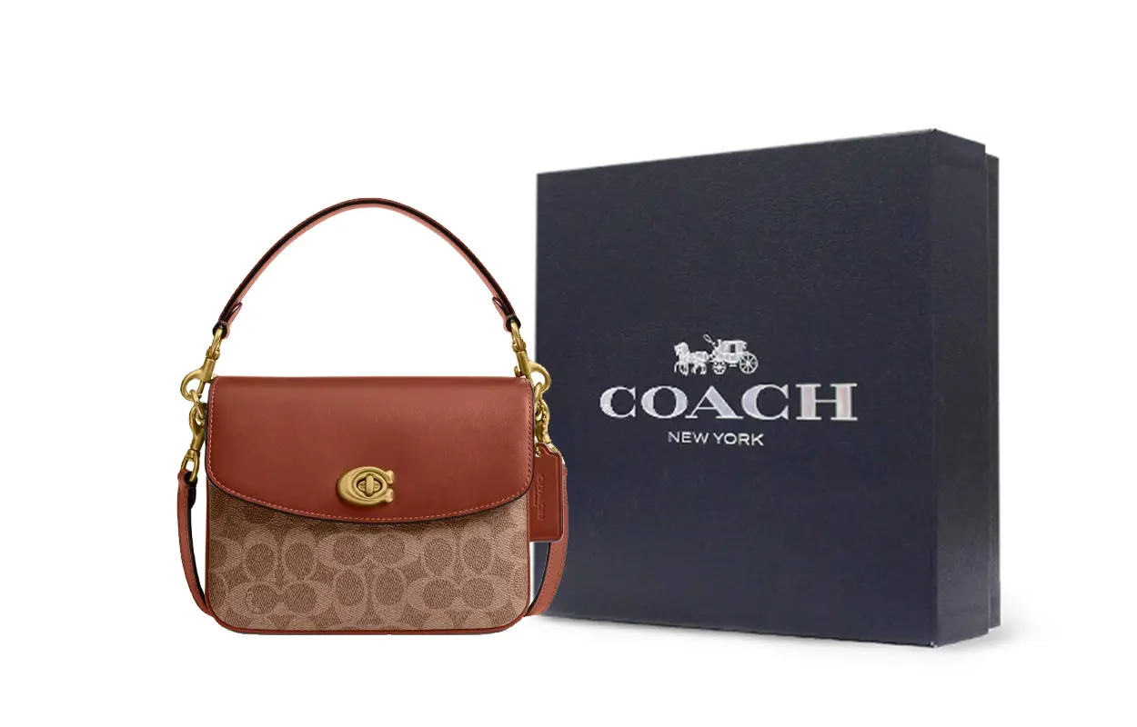 

COACH Касси Кожированный Холщовый Женский Рюкзак Через Плечо Кремово-Желтый с Карамельным