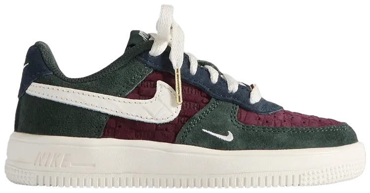 

Кроссовки Kith x Nike Air Force 1 Low PS, красный