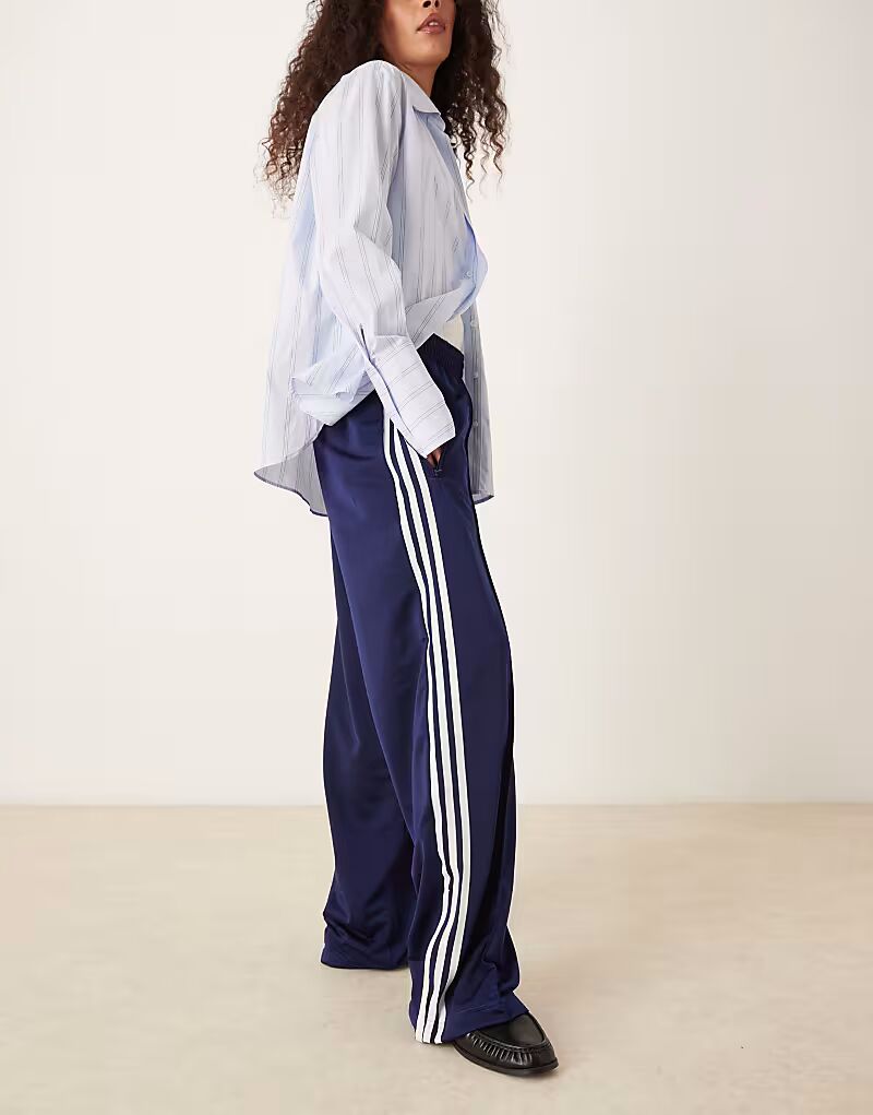 Спортивные брюки Firebird Loose темно-синего цвета Adidas Originals — фото 2
