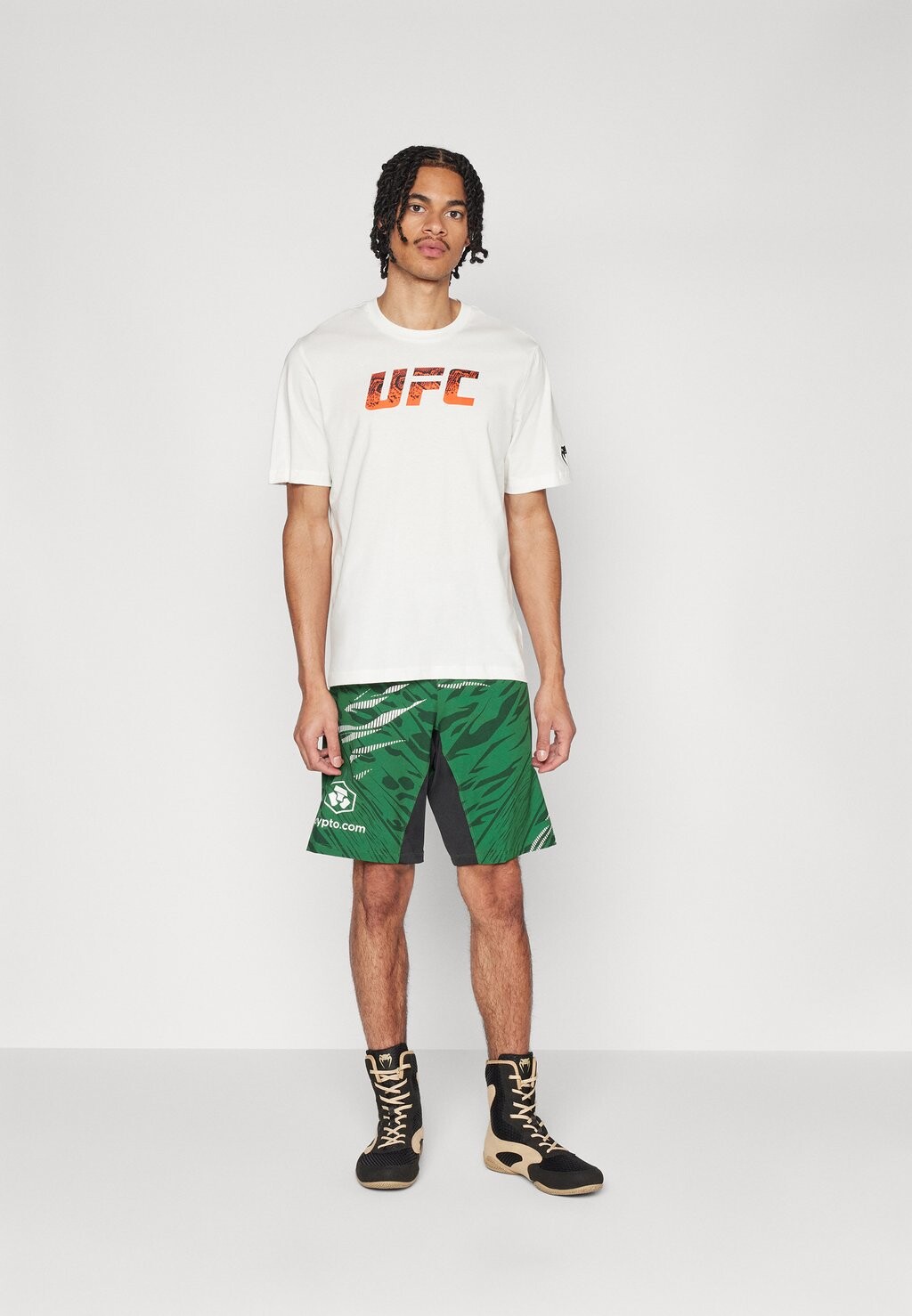 

Спортивные шорты UFC AUTHENTIC FIGHT NIGHT MENS FIGHTSHORTS Venum, зеленый