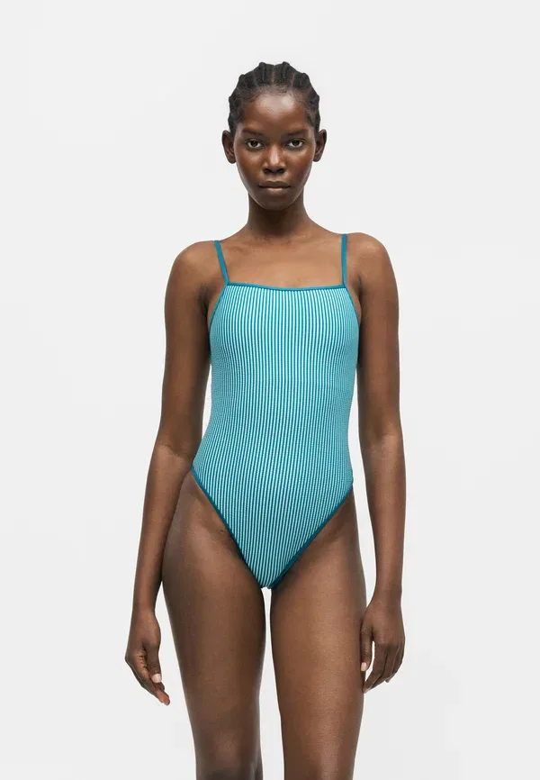 Купальник слитный Nike Swim с квадратным вырезом и текстурой «риппл», цвет выбеленный бирюзовый