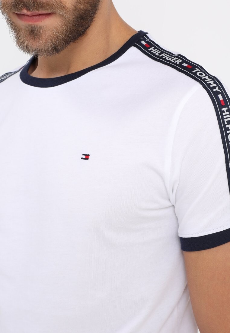 

Верх пижамы TEE Tommy Hilfiger, белый
