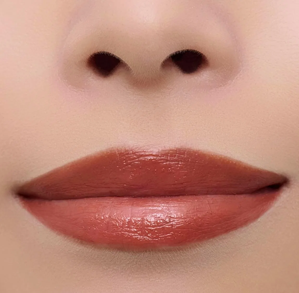 Помада plumping lipstick satin texture цвет My объем 3.5g — фото 3