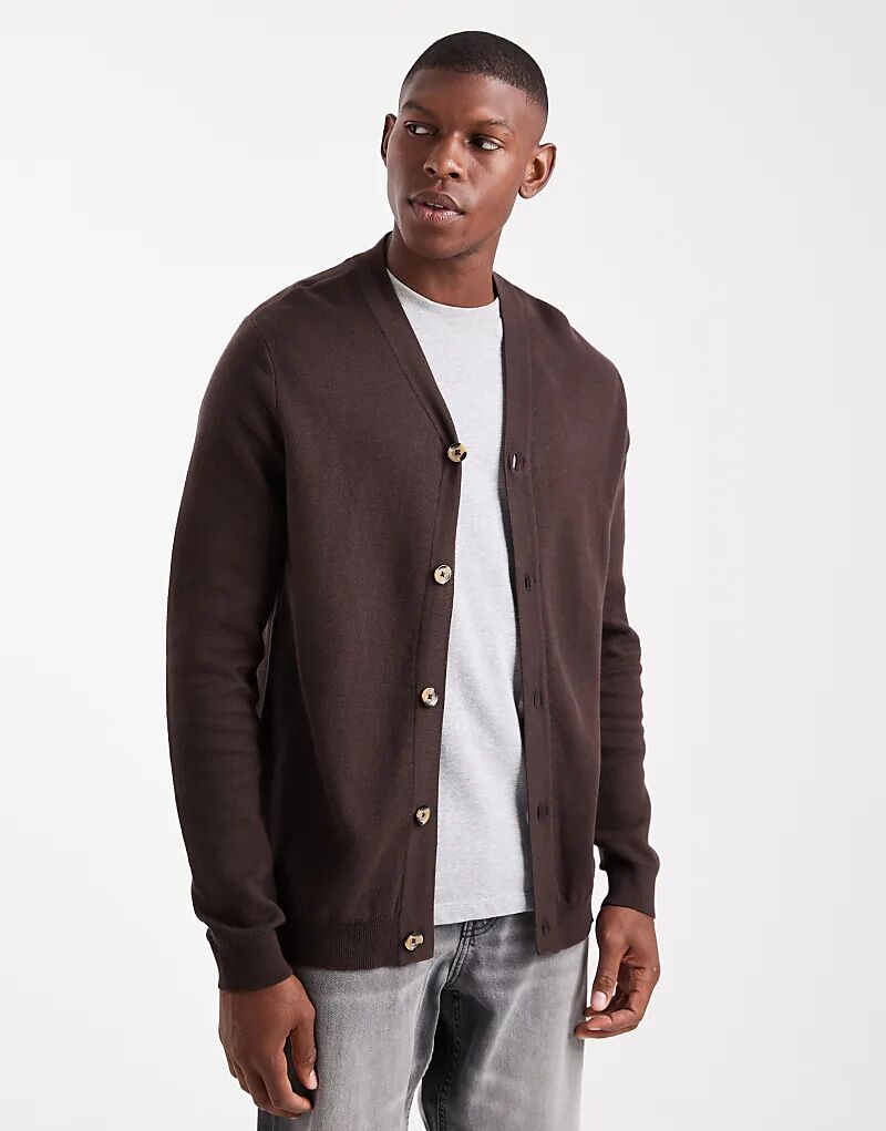 

Потертый вязаный кардиган коричневого цвета