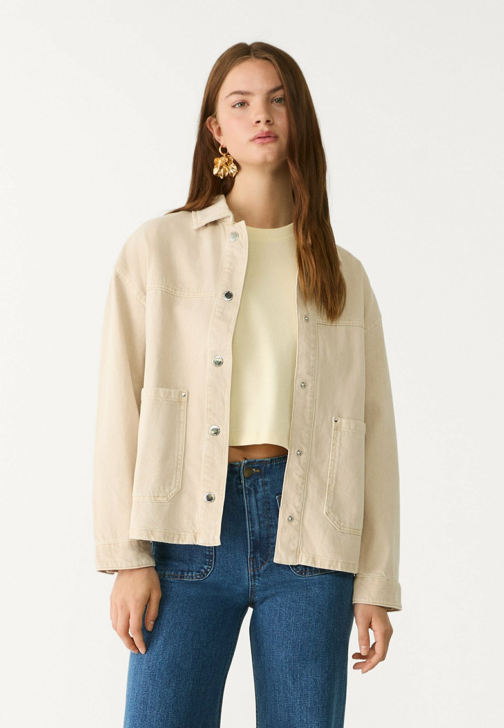 

Джинсовая куртка TWILL WITH POCKETS Stradivarius, бежевый