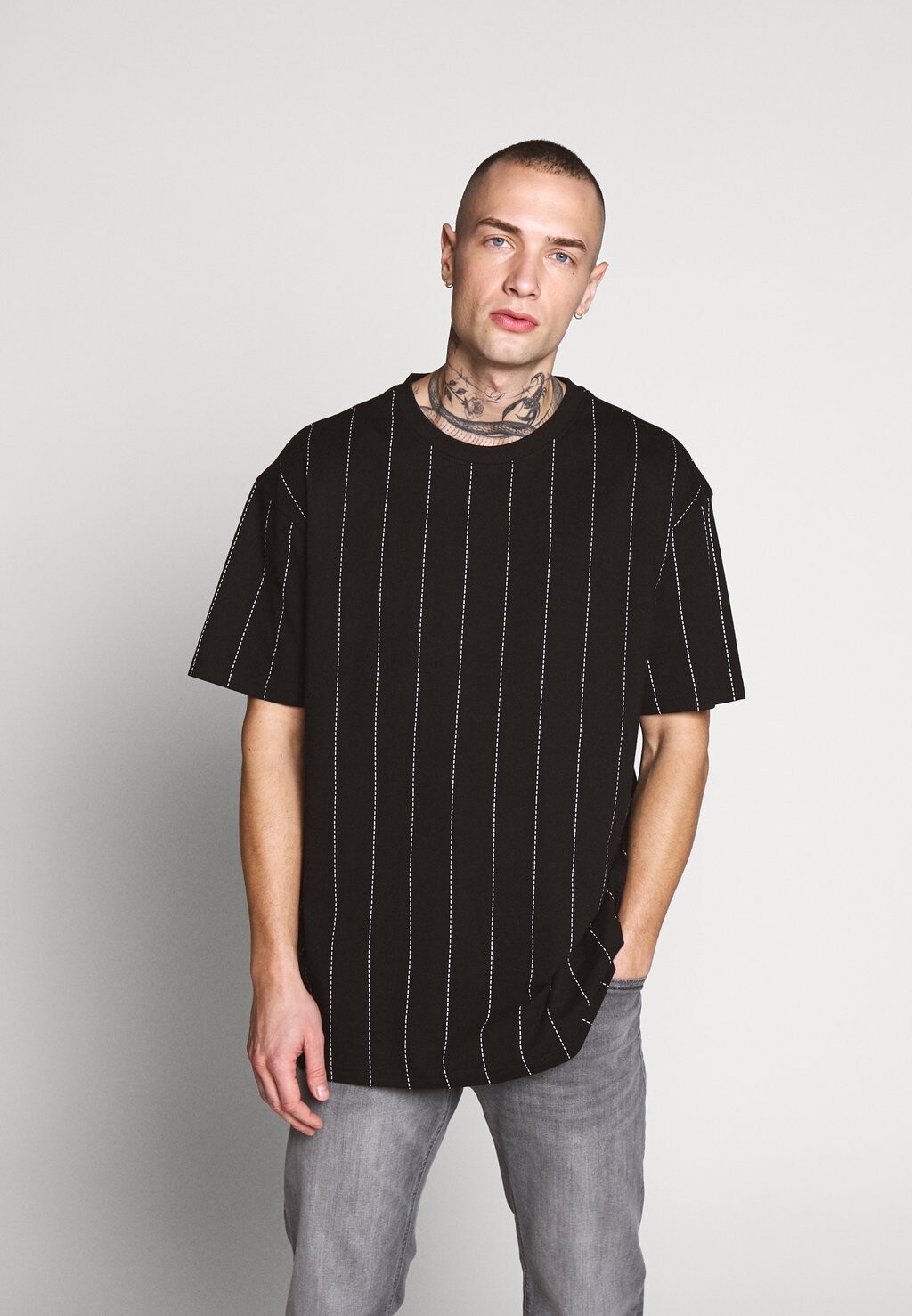 

Футболка с принтом ФУТБОЛКА OVERSIZED Urban Classics, черная, Черный, Футболка с принтом ФУТБОЛКА OVERSIZED Urban Classics, черная