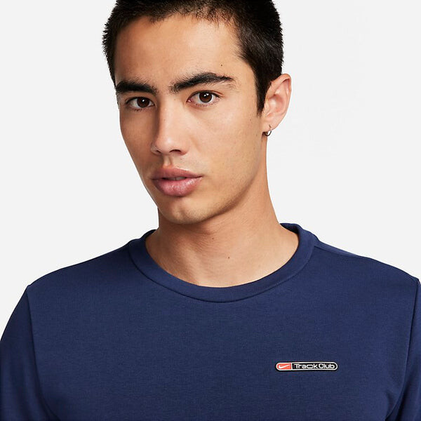 Рубашка NIKE DRI-FIT TRACK CLUB Fleece Long-Sleeve Crew Neck Running Sweatshirt 'MIDNIGHT NAVY', синий — фото 2