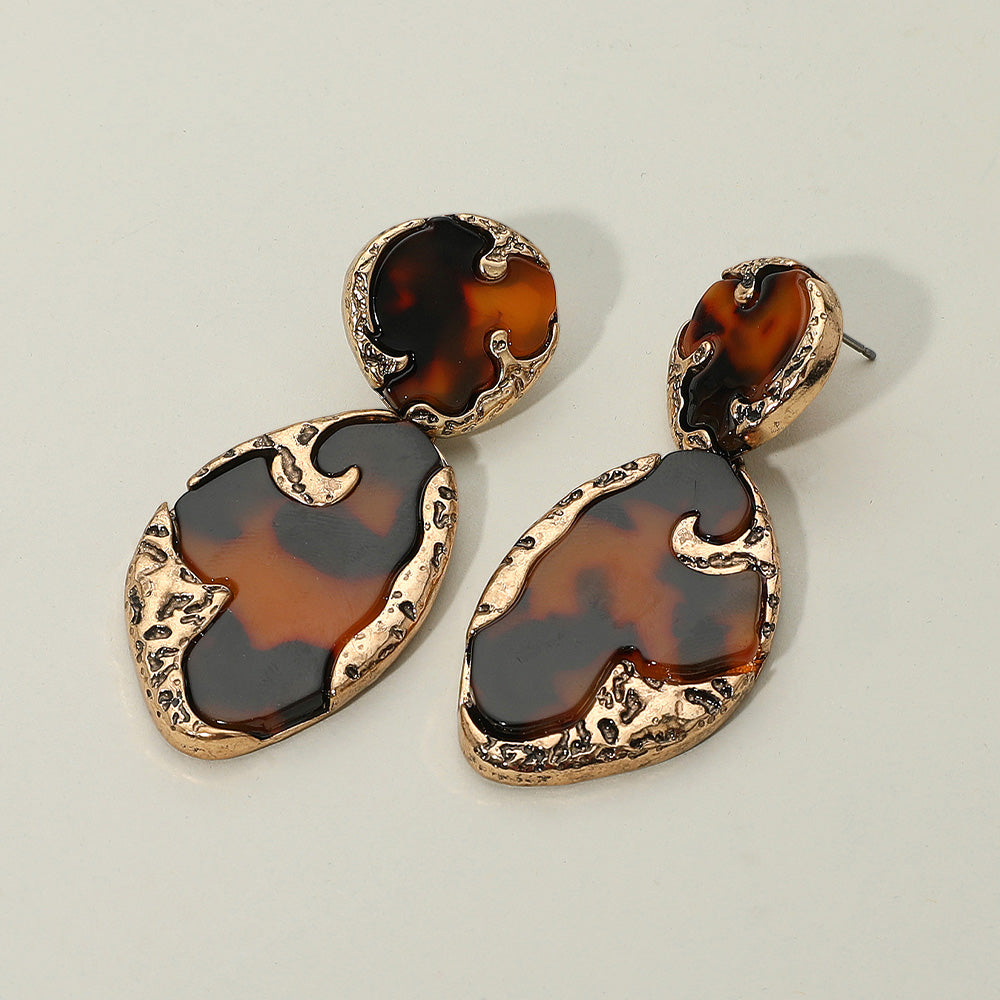 

Ожерелье-капелька из ацетатного целлулоида с текстурированной металлической оправой и абстрактным узором - коричневый, темный, золотой Fashnzfab, коричневый/темный/золотой