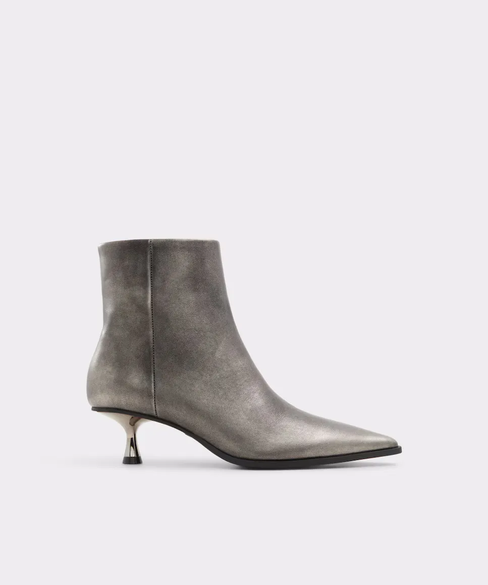 

Женские кожаные ботильоны с острым носком Aldo, серебрянный