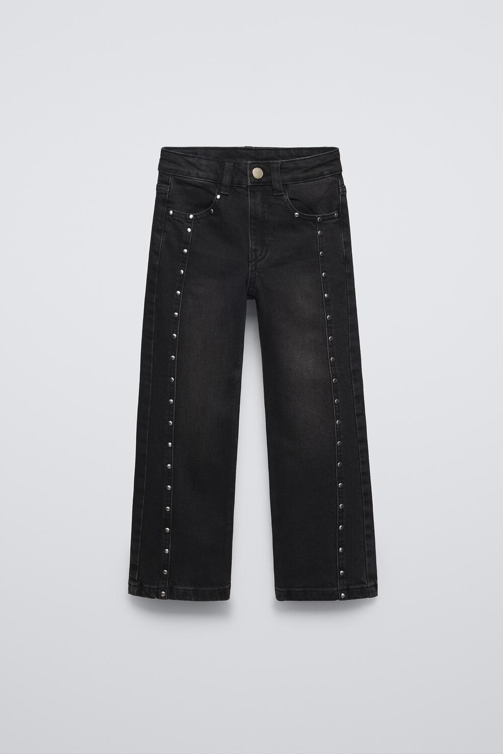

Джинсы бутк-кат с заклепками ZARA, черный
