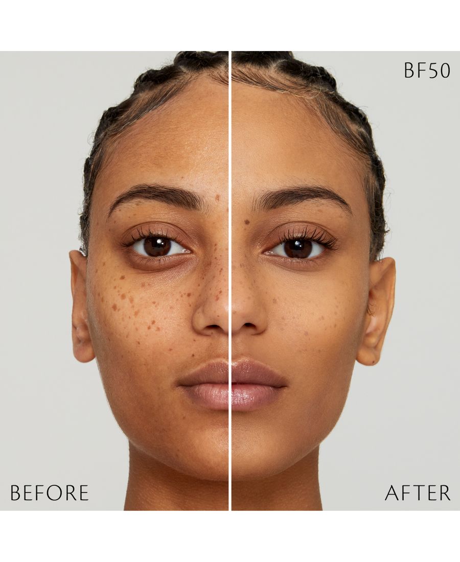 Тональный крем Radiant Fluid Foundation Natural SPF 25 Clé de Peau Beauté, цвет bf50 tan buff — фото 3