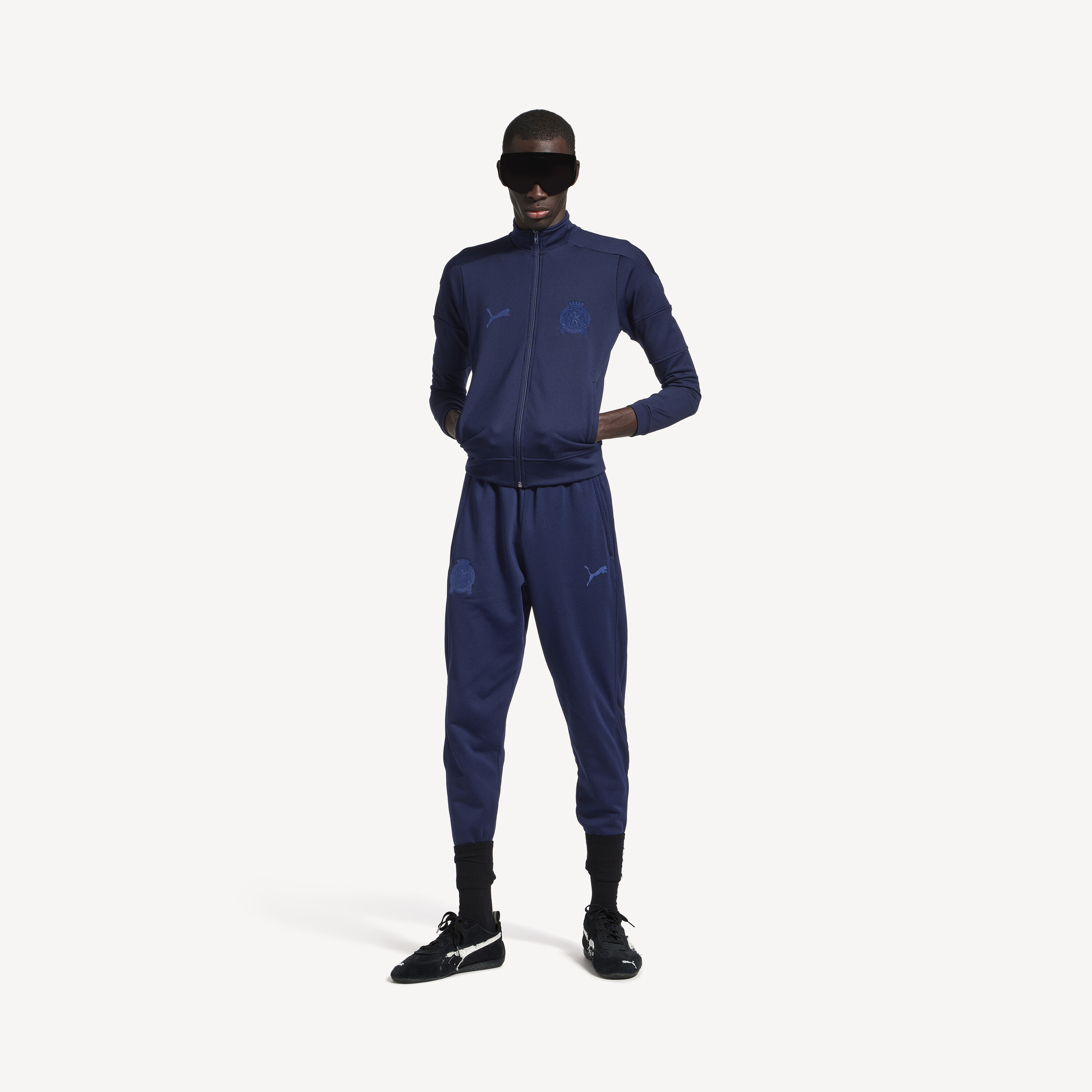 

Спортивная куртка balenciaga i puma приталенного кроя темно-синего цвета BALENCIAGA, темно-синий