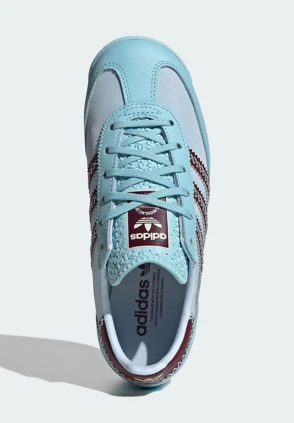 Низкие кроссовки Adidas Originals, Crystal Sky Shadow Red Icey Blue — фото 4
