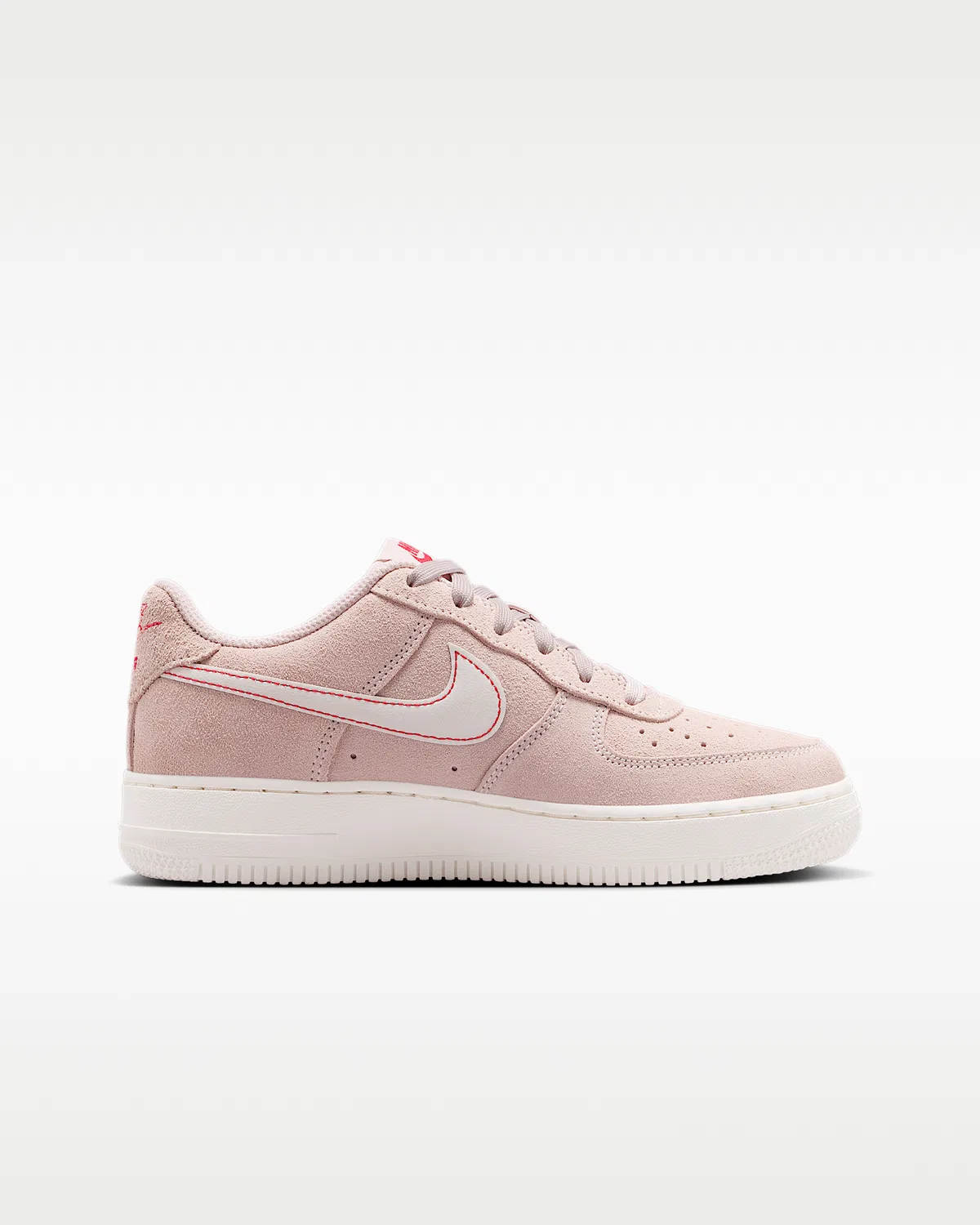Детские кроссовки Nike Air Force 1 LV8, Silt Red/University Red/Sail — фото 3