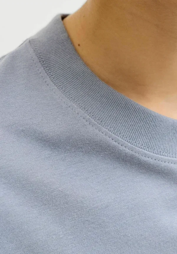 Футболка Jornorrebro emb tee ss cn noos jnr basic t-shirt Jack & Jones Junior, пассатные ветры — фото 4
