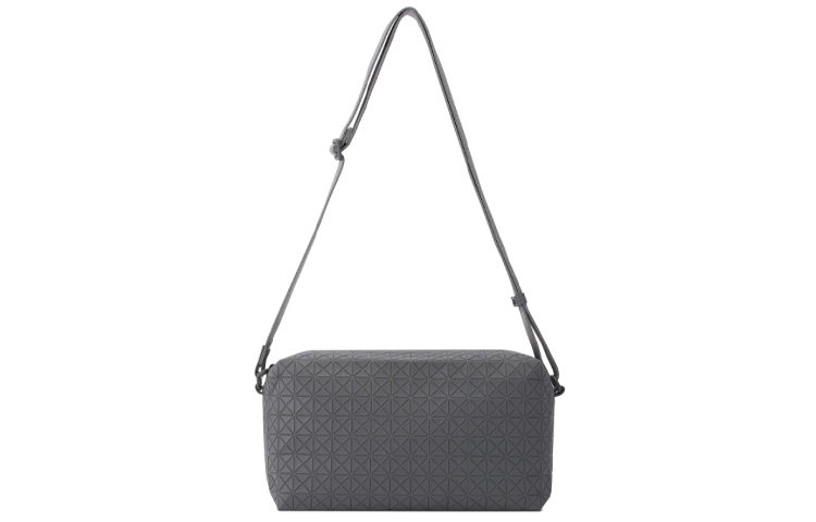 

Кроссбоди из хлопка с кожаной вставкой KuroSaddle серый ISSEY MIYAKE