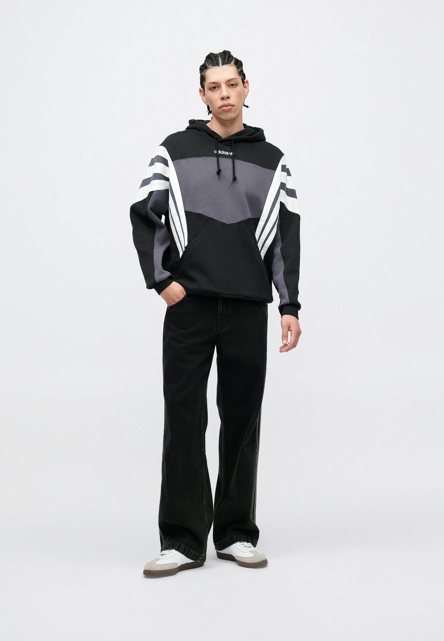 Толстовка Adidas Originals SANTIAGO, Black — фото 3
